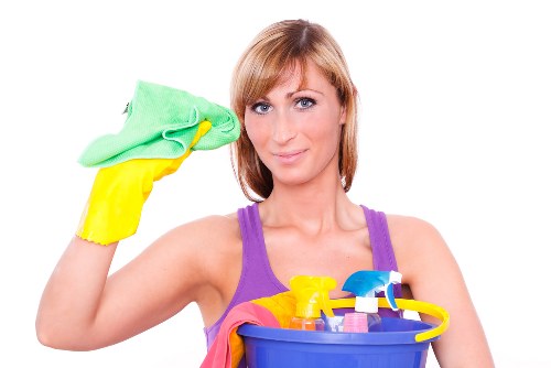 Carpetcleaning N8 team sorting recyclable cleaning materials