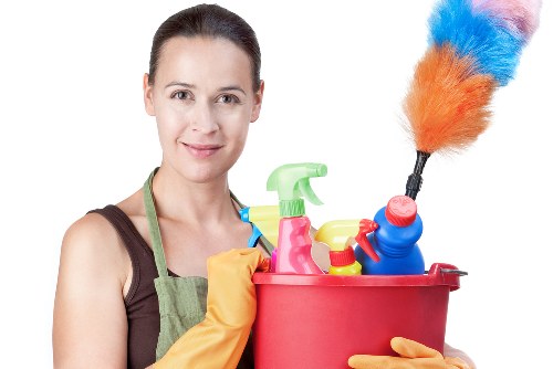 Professional end of tenancy cleaning for a local flat in N8